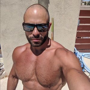 Meet your Posher, Lyle